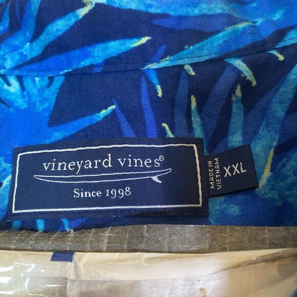 Vineyard Vines  Shirt Men 2XL Blue Floral Leaves Tropical Hawaiian Short Sleeve - Picture 5 of 11